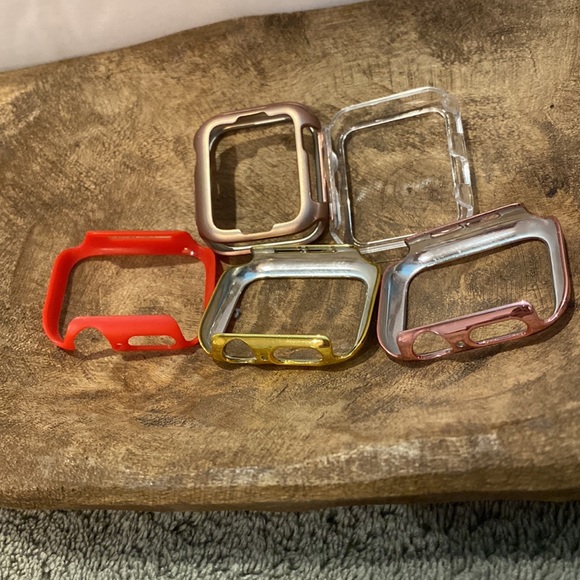 Apple Watch face protectors- 5 series - Picture 3 of 3